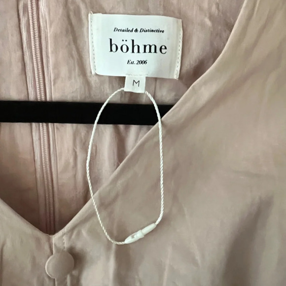Bohme V Neck Puff Sleeve Nude/Brown Midi Faux Button Up Dress Size M NWT - Picture 4 of 10